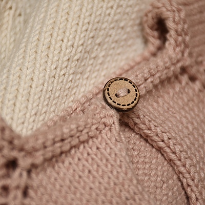 Premium „Vintage Stickerei Ballon“ Strampler Rosa Premium „Vintage Stickerei Ballon“ Strampler Rosa